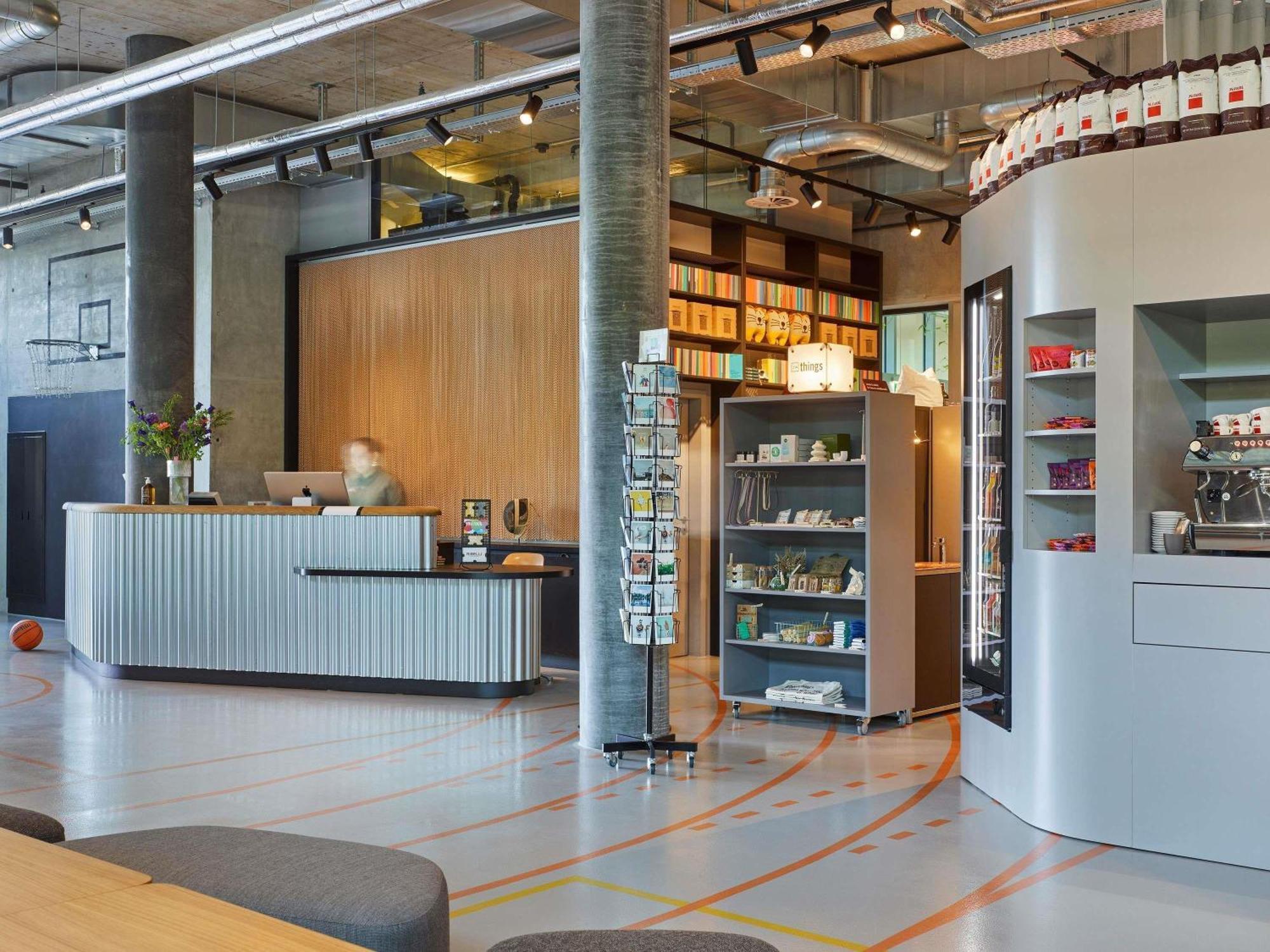 25Hours Hotel Zuerich West Екстер'єр фото