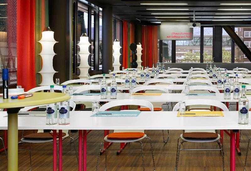 25Hours Hotel Zuerich West Екстер'єр фото